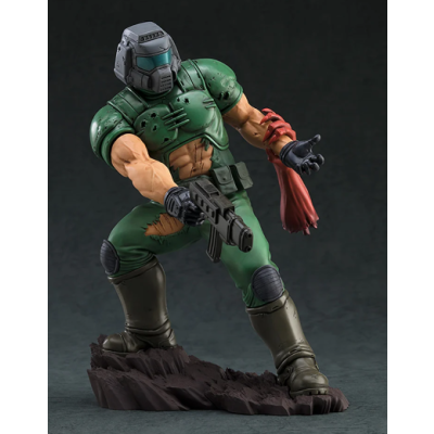 DOOM - Doom Marine - Pop Up Parade SP 20cm