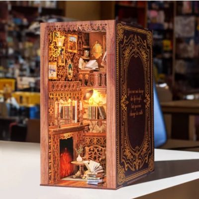 BOOK NOOK KIT - DIY - La Librairie Eternelle - 172pc + Eclairage LED