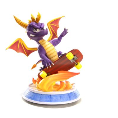 Spyro : Year of the Dragon statuette PVC Spyro Skateboard 34 cm