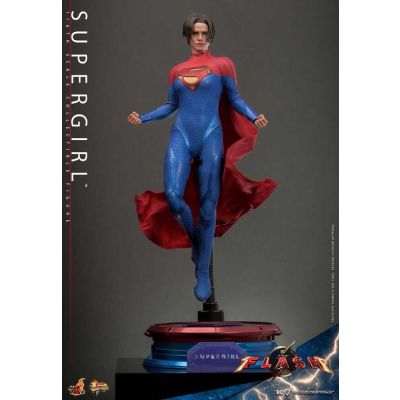 The Flash figurine Movie Masterpiece 1/6 Supergirl 28 cm
