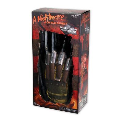 Les Griffes de la Nuit réplique gant de Freddy Krueger