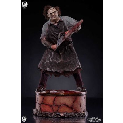 Massacre à la tronçonneuse 2003 statuette 1/4 Leatherface Deluxe Version 56 cm