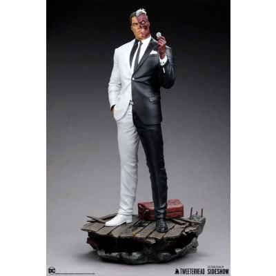 DC Comics statuette 1/6 Two-Face 42 cm